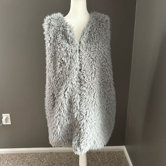 Jason Maxwell Outerwear Collection Womens Gray Faux Fur Cardigan Vest Size Large - Picture 1 of 7